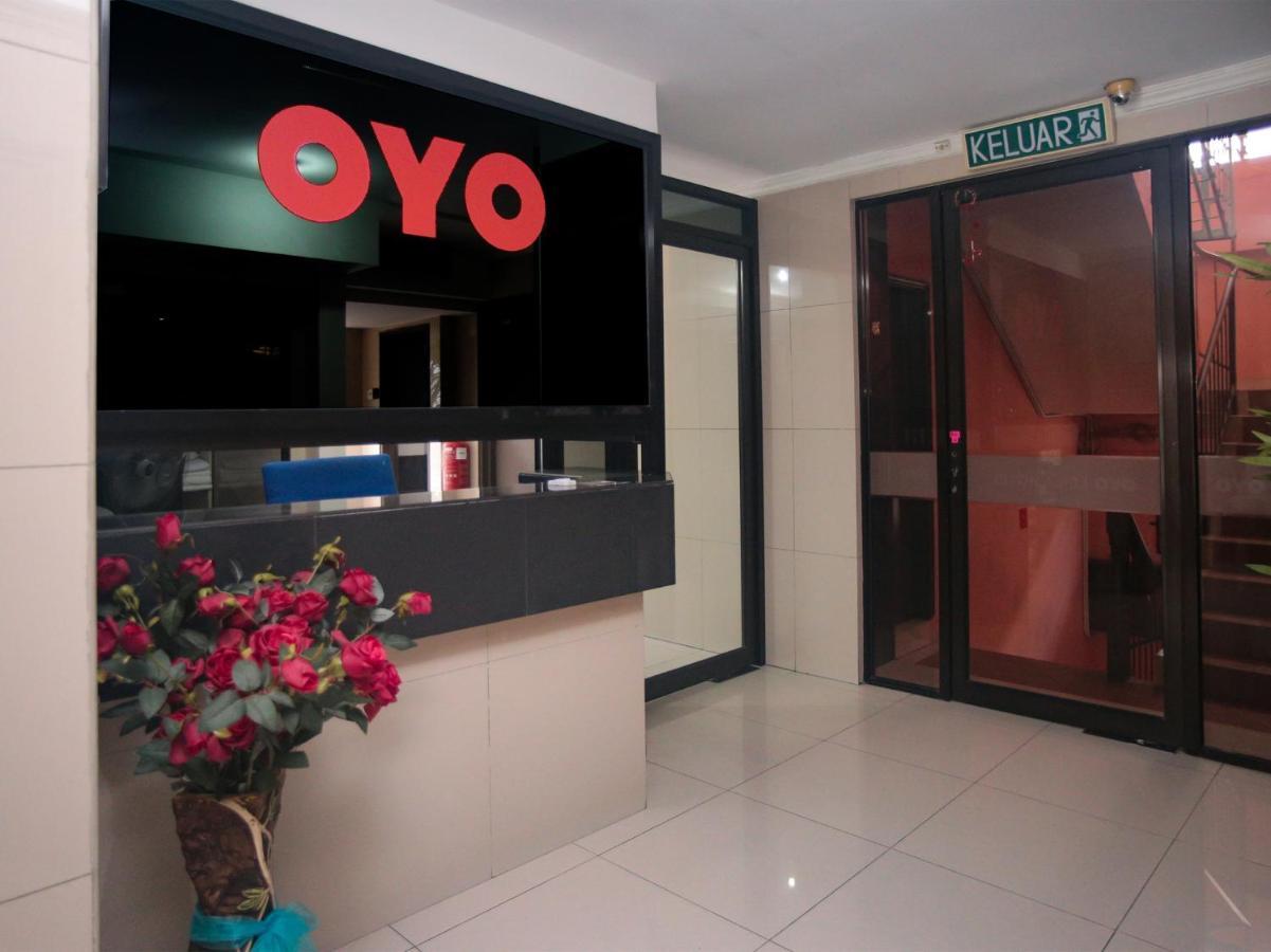 Oyo 89851 Leila Hotel SDK Exteriör bild